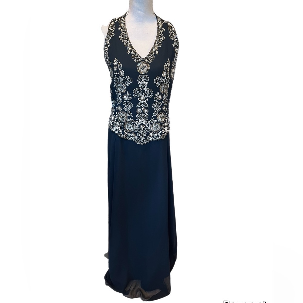 JKARA Elegant Navy Blue Color  Sleeveless Evening Gown Size 6 With Scarf - Picture 2 of 8